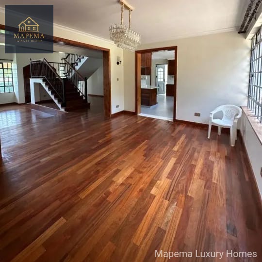 5-Bedroom Standalone House + DSQ to Let – Karen, Windy Ridge | Secure Gated Community