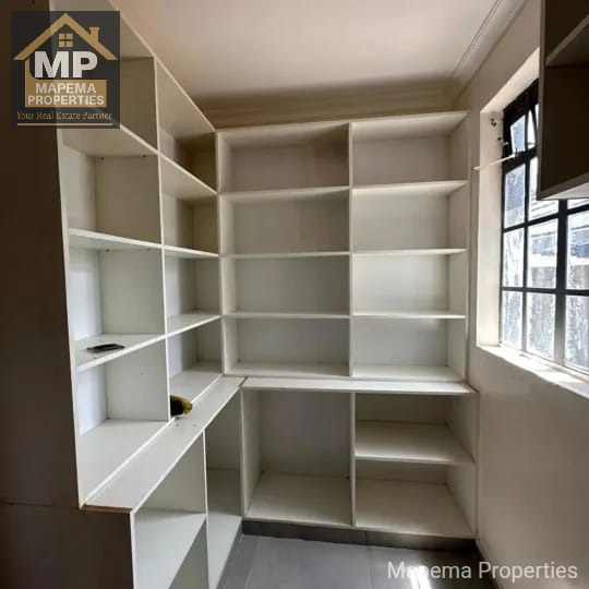 5-Bedroom Standalone House + DSQ to Let – Karen, Windy Ridge | Secure Gated Community