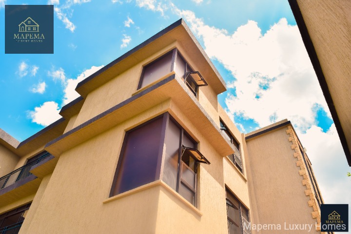 Luxurious 6-Bedroom All-En-Suite Townhouse for Sale – Karen Mukoma, Nairobi