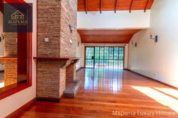 Elegant Manor-Inspired 6-Bedroom Home for Rent in Karen