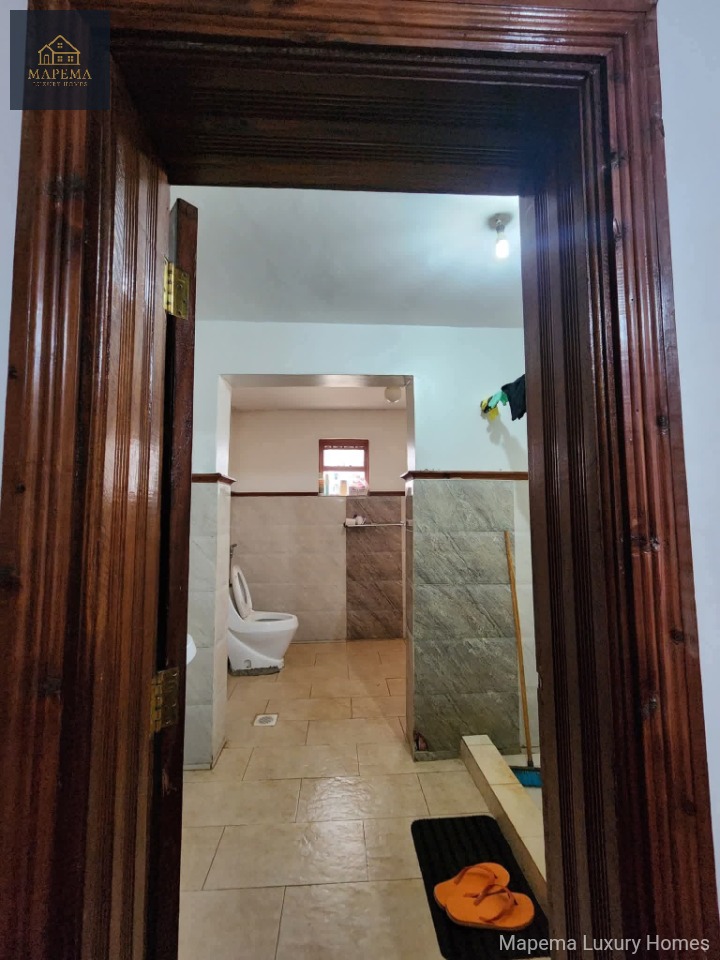 7-Bedroom Maisonette for Rent – Karen, Nairobi Rent: KSh 400,000 per month