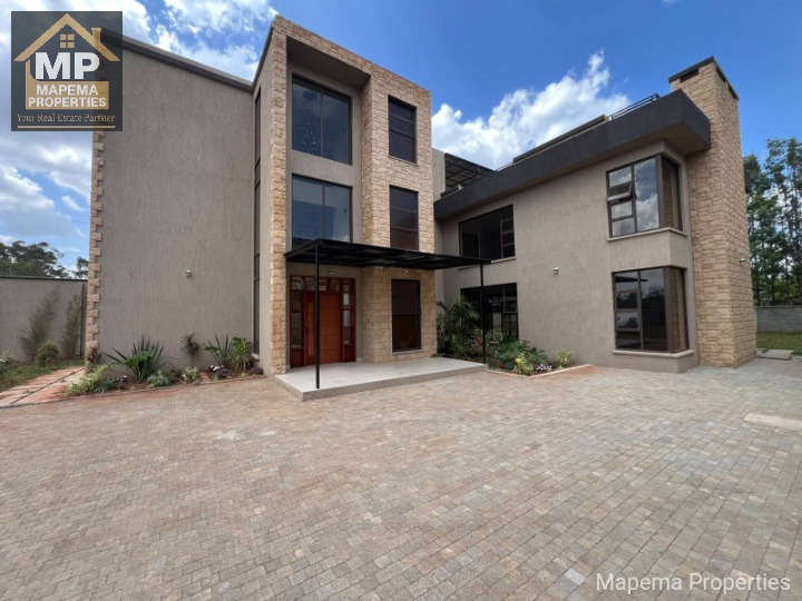 FOR SALE – Elegant 6-Bedroom Villa, Karen (Mukoma Road) Price: USD 1,000,000 / Ksh 130,000,000