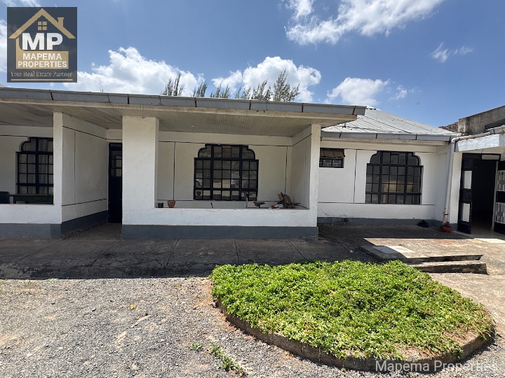 House for rent at Karen road