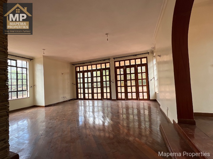 5-Bedroom Maisonette with DSQ for Lease – Karen Bomas