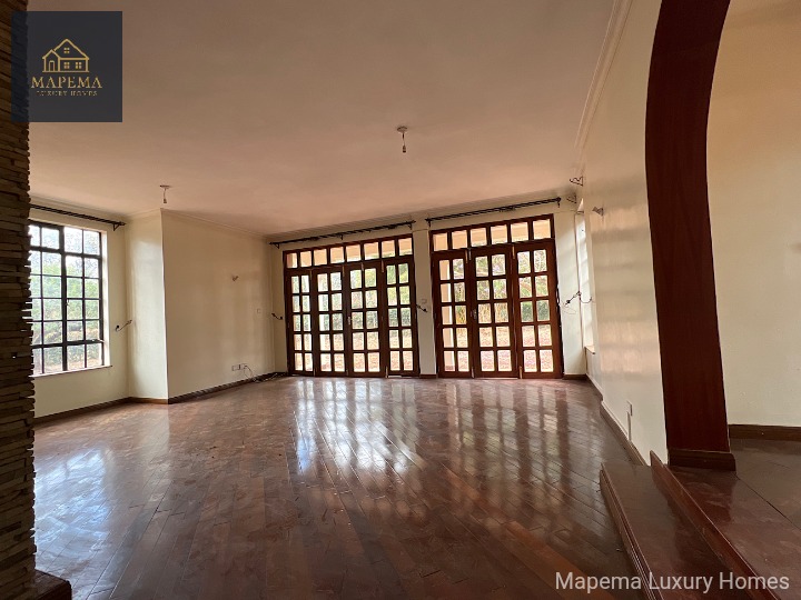 5-Bedroom Maisonette with DSQ for Lease – Karen Bomas