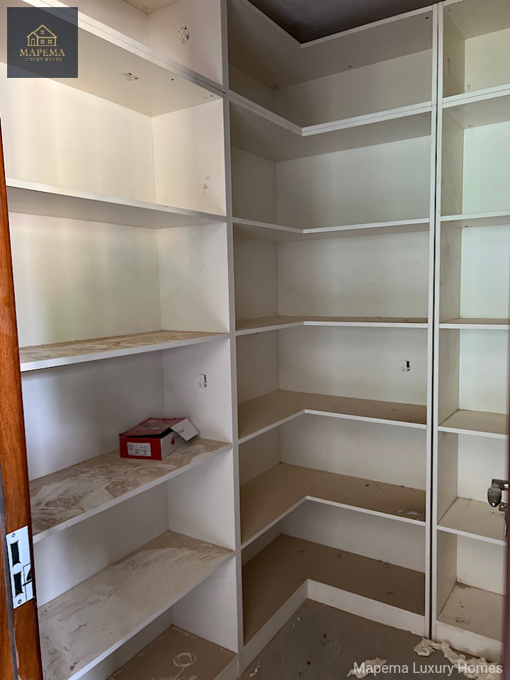 4-Bedroom House for Rent – Karen Kerarapon Road