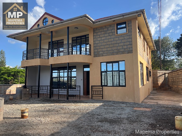 House for rent at Rhino park