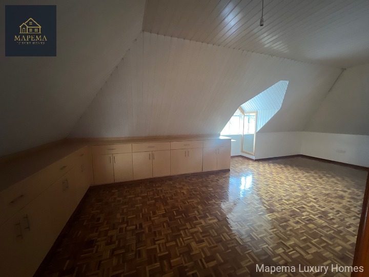 5 bedroom house for rent Karen hekima road