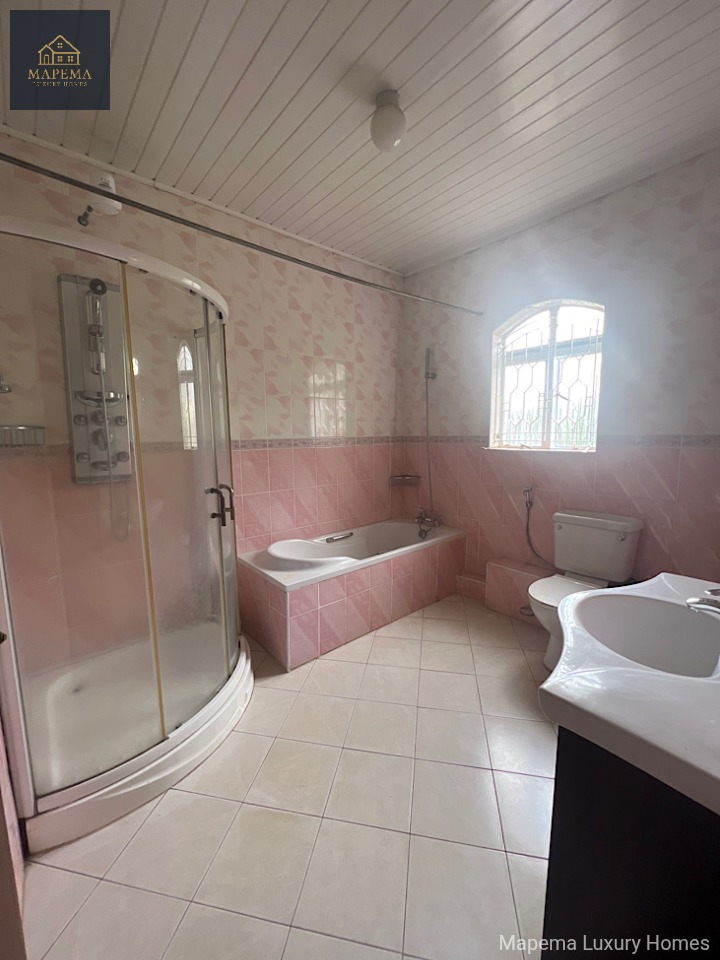 5 bedroom house for rent Karen hekima road