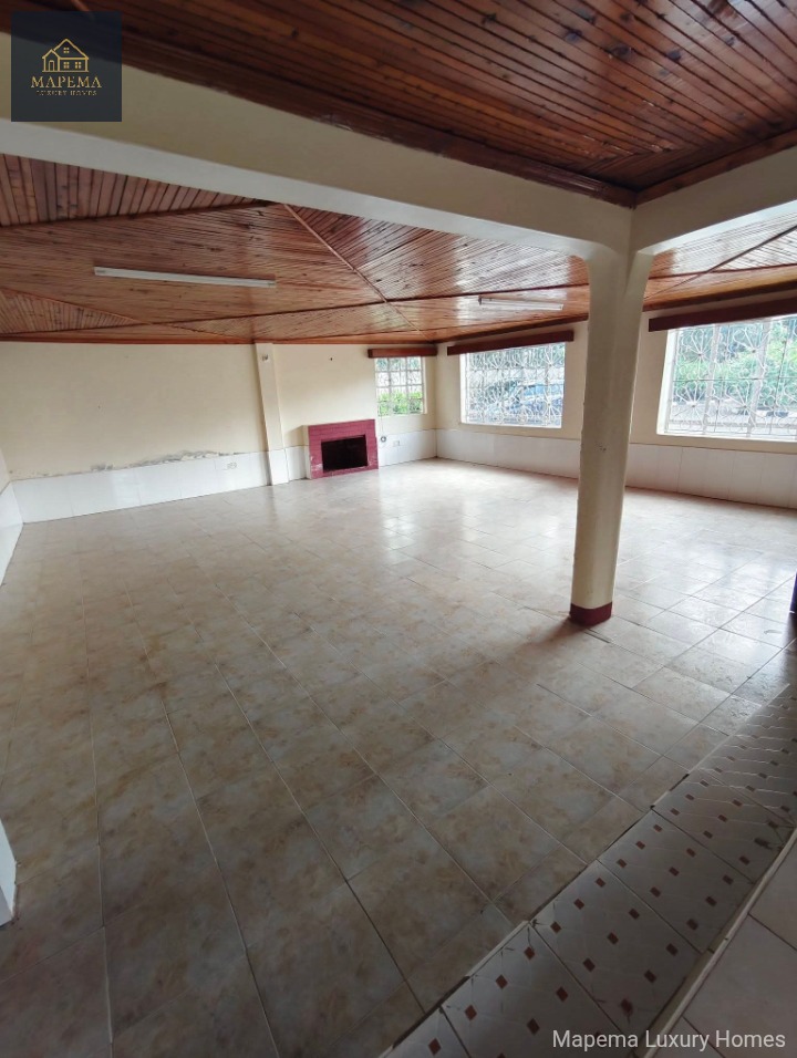 7 bedroom house for rent in Karen Brooks near shopping centre