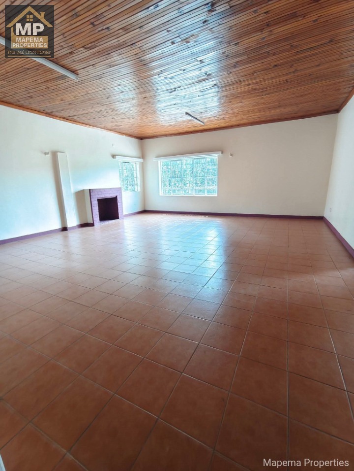 7 bedroom house for rent in Karen Brooks near shopping centre