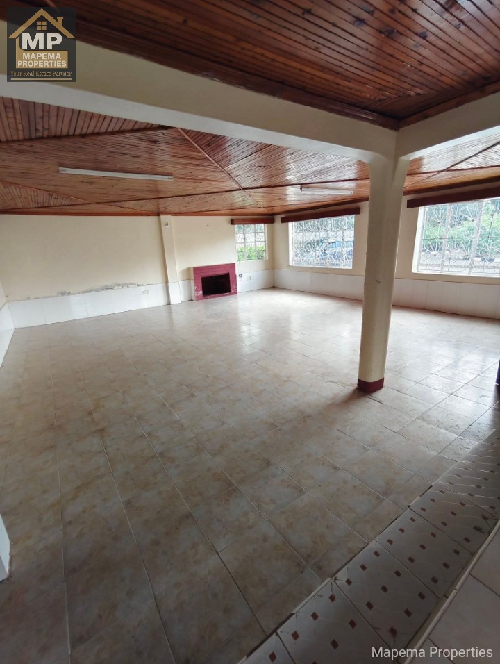 7 bedroom house for rent in Karen Brooks near shopping centre