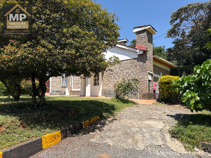 3-Bedroom House with DSQ for Rent – Mukoma Road, Karen