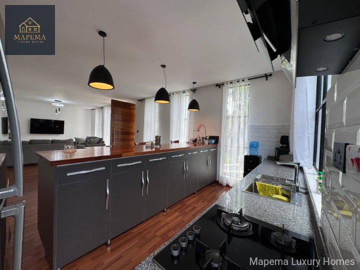 3 bedroom fully furnished in Karen mukoma road