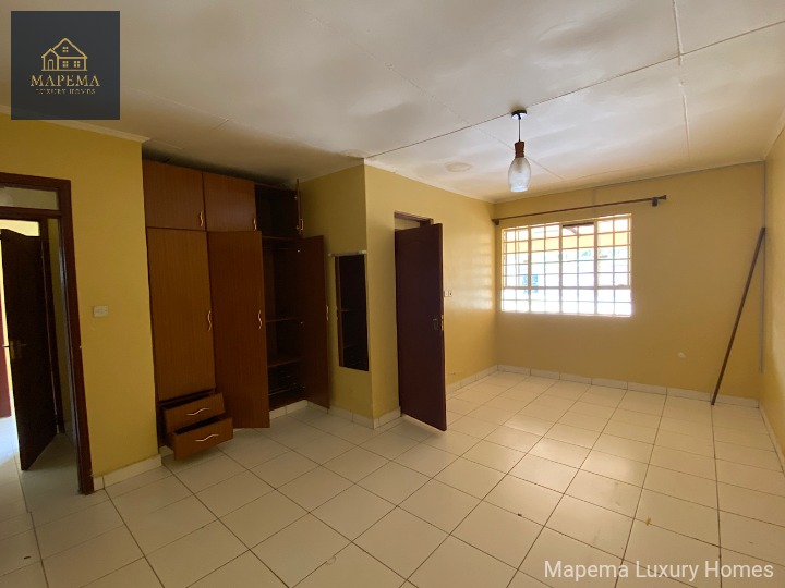 5 bedroom house for rent in Karen Banda lane