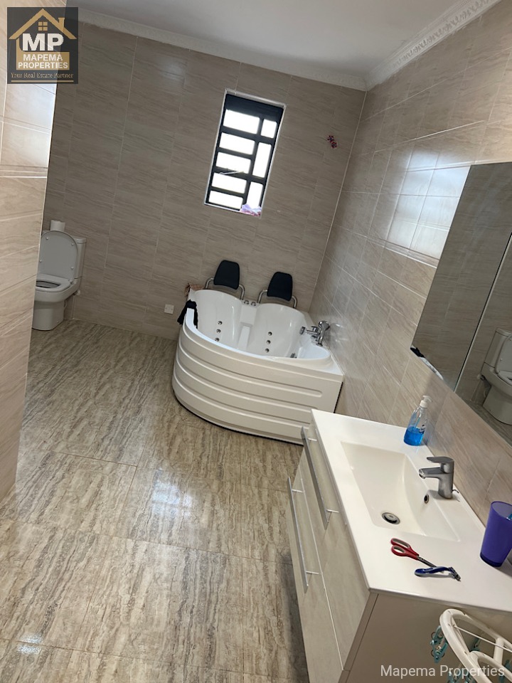 5 bedroom house for rent in Karen, Karen road