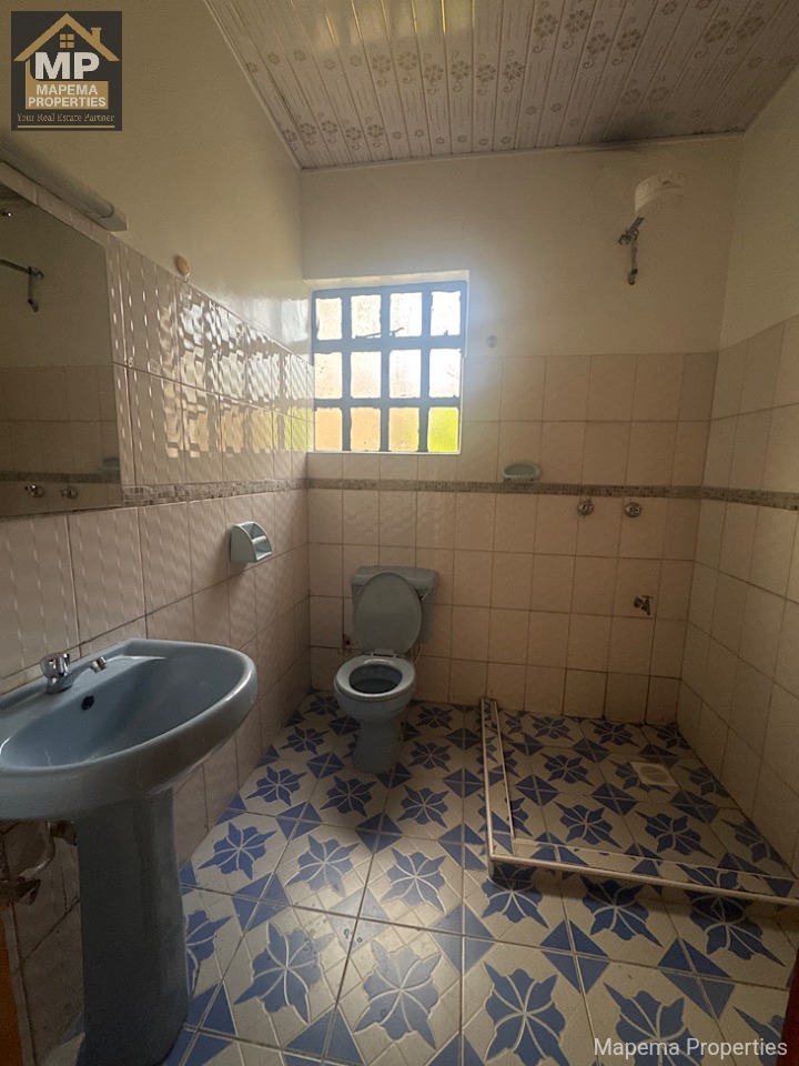 3 bedroom house for rent in Karen,Marula road