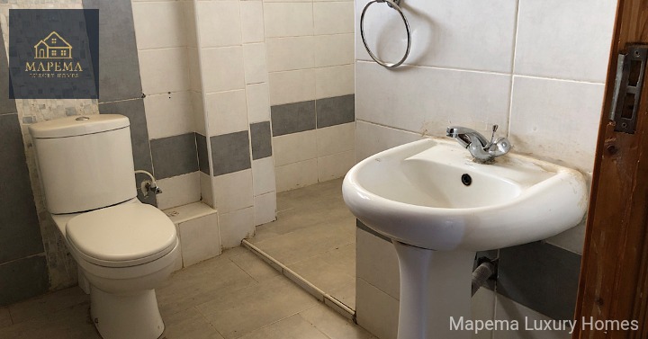 Well-Located 3 Bedroom Apartment | Karen Shopping Centre | Easy Access – KES 100,000