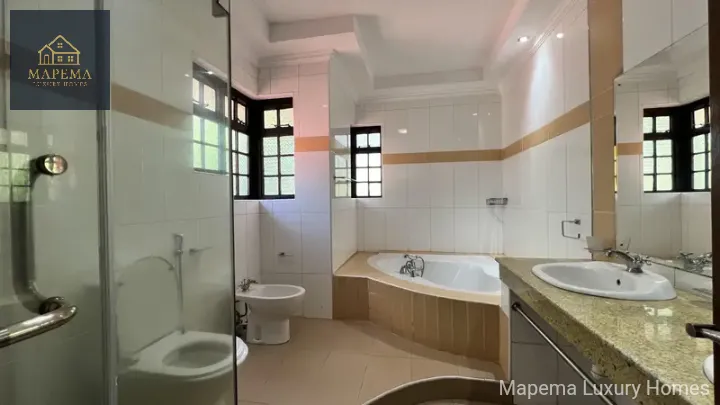 5 bedroom house for rent in Karen Ndege road