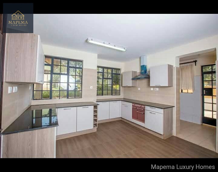5 bedroom house for sale in Karen muteero road