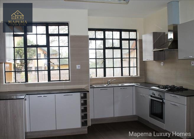 5 bedroom house for rent in Karen muteero road