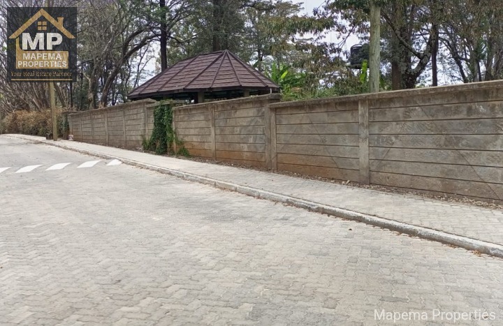 6 bedroom house for sale in Karen Banda lane