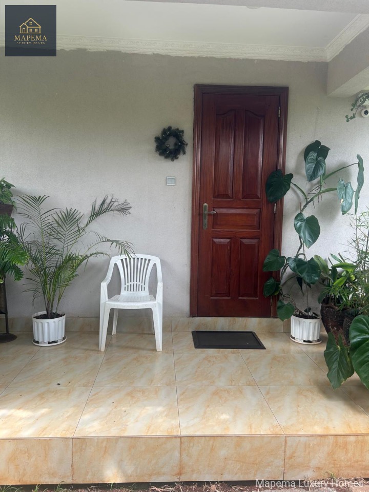 Fully Furnished 2 Bedroom Garden Home | Hillcrest Drive, Karen | Long-Term Stay – KES 208,000