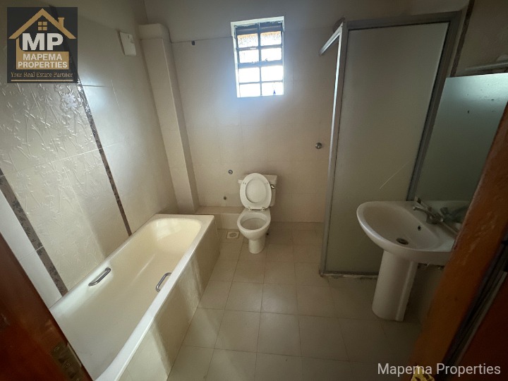 4 bedroom house for rent in Karen forest edge