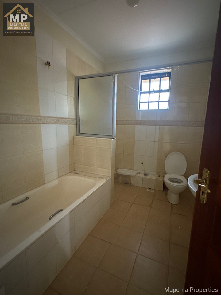 4 bedroom house for rent in Karen forest edge