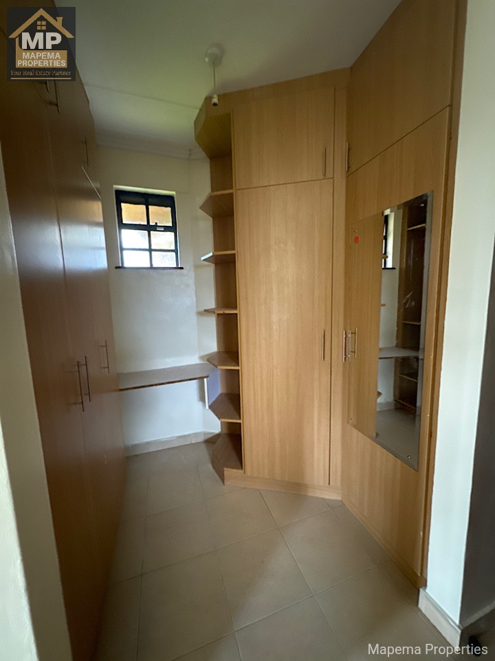 4 bedroom house for rent in Karen forest edge