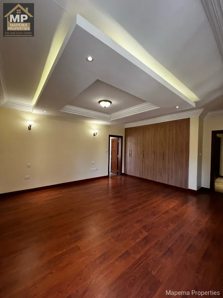 Luxurious 5-Bedroom Villa + 2 DSQs for Sale & Rent in Karen (Near The Hub)