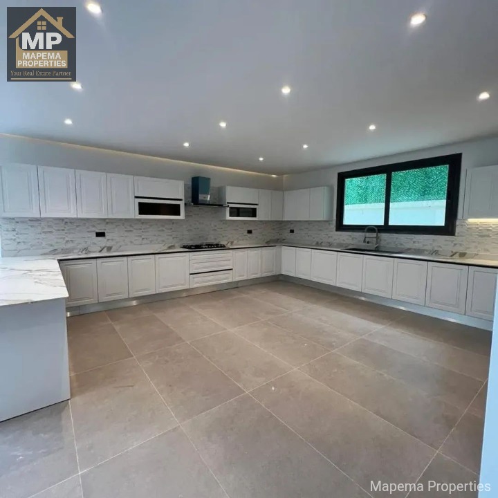 Luxury 5-Bedroom + DSQ Townhouse for Sale 📍 Lavington