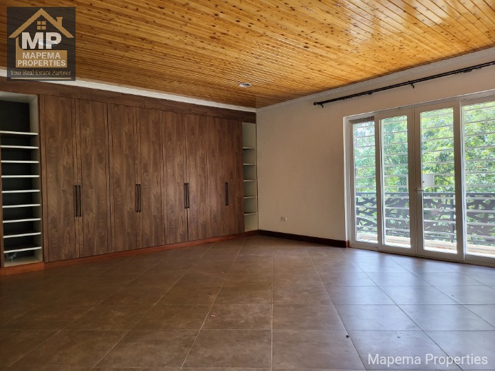 Timeless Elegance in Roslyn Estate — 5-Bedroom Residence for Rent Location: Roslyn Estate (Rosslyn Estate)