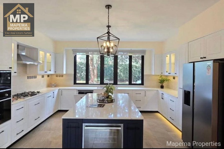 Elegant 5-Bedroom Residence for Sale | Runda