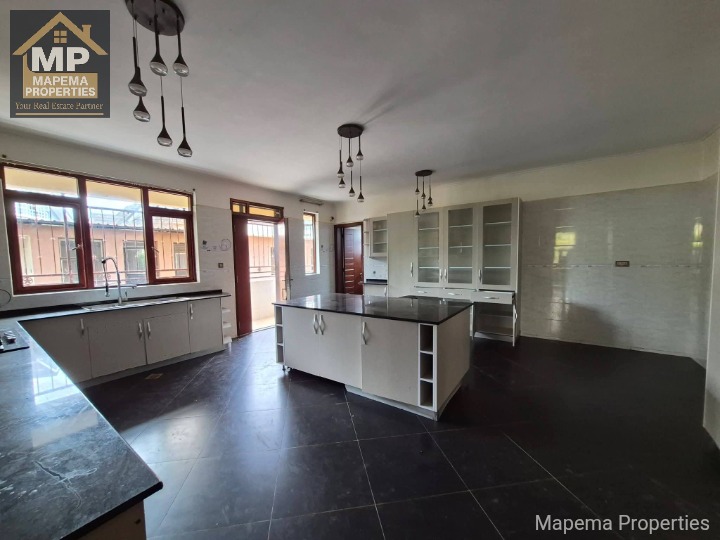6-Bedroom Ambassadorial Home for Sale | Muthaiga North