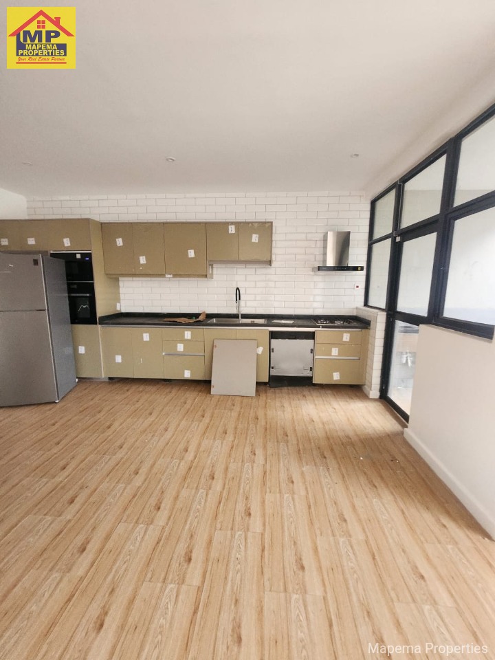 3-Bedroom All En-Suite Bungalow + DSQ To Let – Karen Hardy