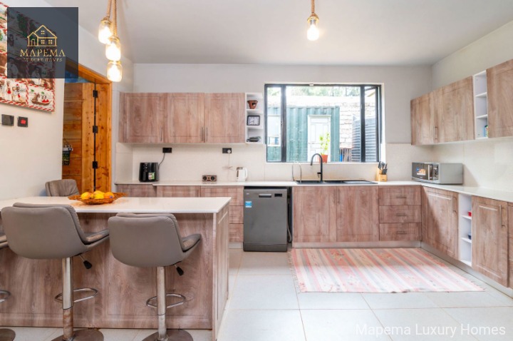 5 Bedroom House for Sale in Karen