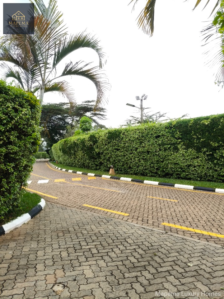 5 Bedroom House for Rent in Karen