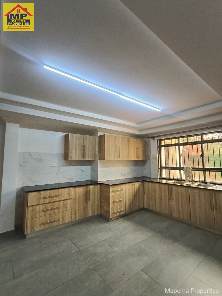 LUXURY 7 BEDROOM STAND-ALONE HOUSE + DSQ WITH SWIMMING POOL FOR RENT IN KAREN