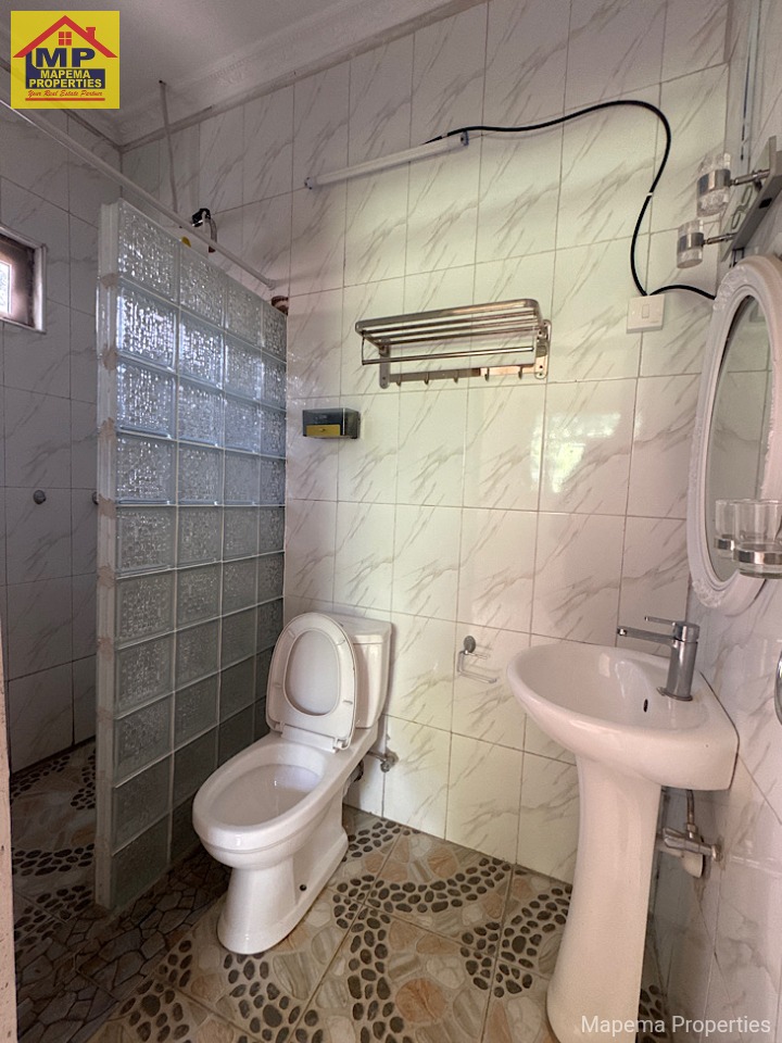 Spacious 3-Bedroom House with Private Compound for Rent in Karen β Near The Galleria Mall