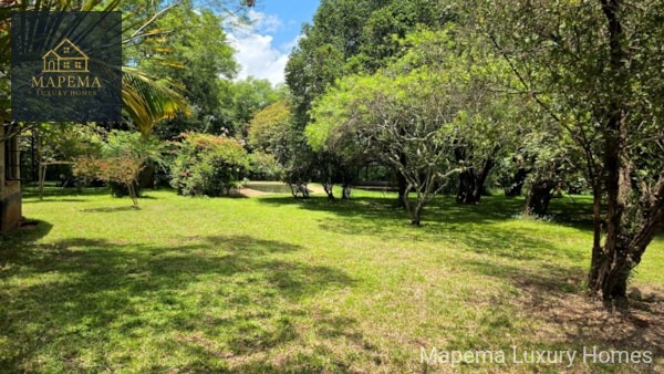 Quiet Luxury Living | Exquisite 3-Bedroom Furnished Cottage with Pool