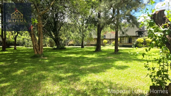 Quiet Luxury Living | Exquisite 3-Bedroom Furnished Cottage with Pool