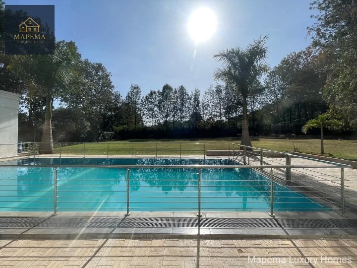 KAREN | ULTRA-LUXURY LIVING ON 1 ACRE