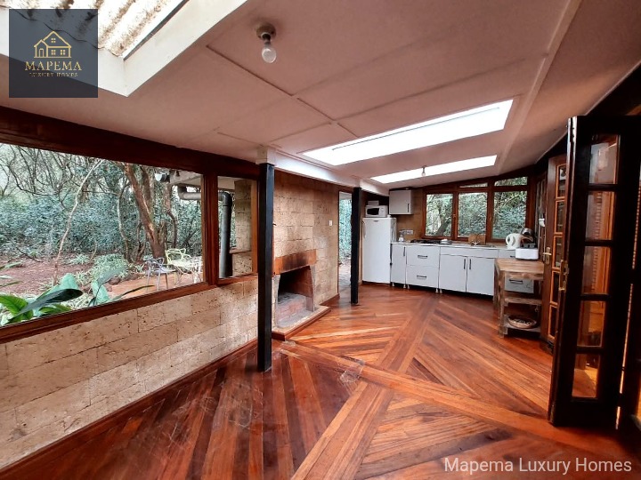 KAREN | CHARMING 2 BEDROOM WOODEN COTTAGE IN A GATED COMMUNITY to