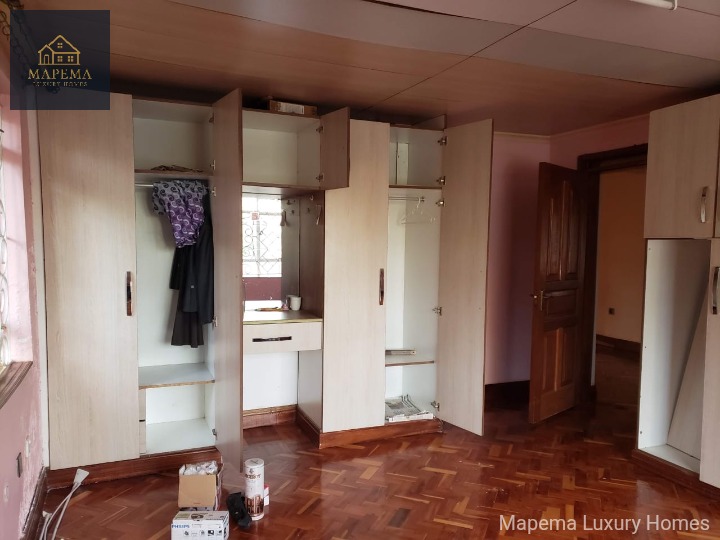 KAREN HARDY β SPACIOUS 4 BEDROOM ALL ENSUITE HOUSE WITH DSQ