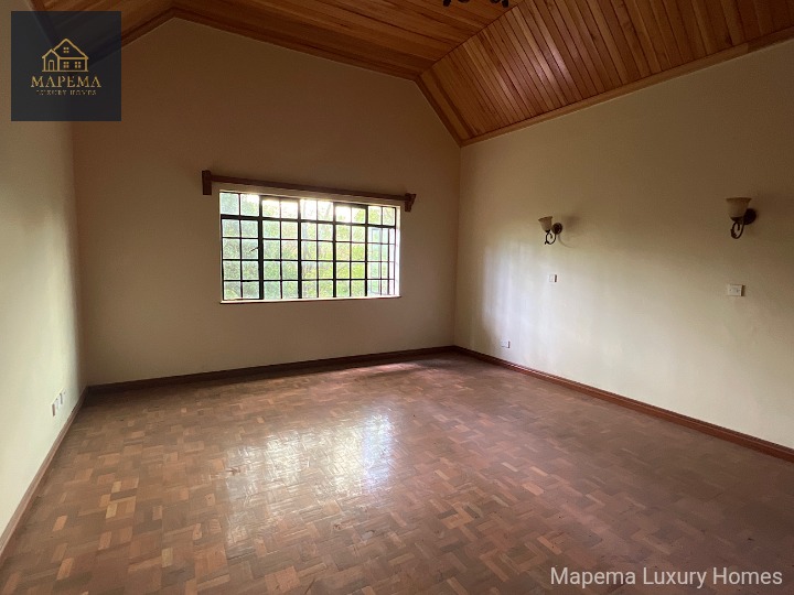 KAREN HARDY | SPACIOUS 5 BEDROOM FAMILY HOME FOR RENT