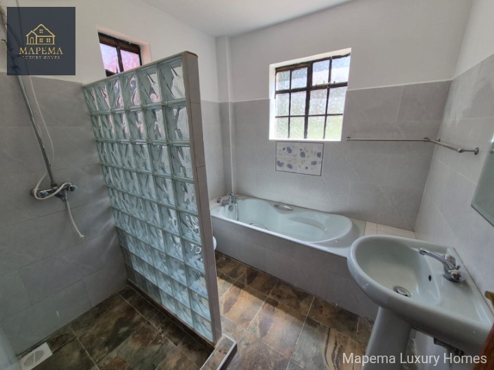 KAREN BOMAS OF KENYA, FOREST EDGE ROAD, NAIROBI, KENYA – Luxury 4 Bedroom All En-Suite Villa For Rent