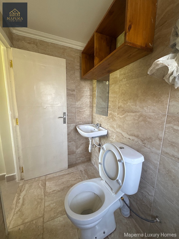 KAREN BOMAS OF KENYA, FOREST EDGE ROAD, NAIROBI, KENYA – Modern 1 Bedroom Cottage For Rent