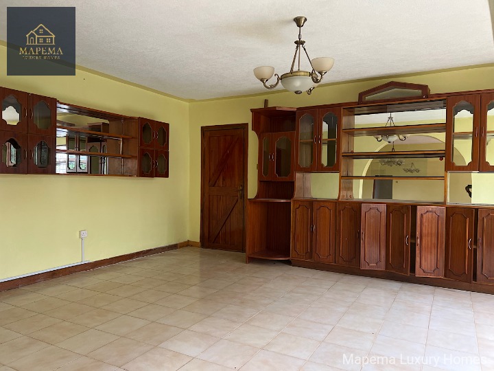 KAREN β 5 BEDROOM HOUSE FOR RENT CLOSE TO BOMAS