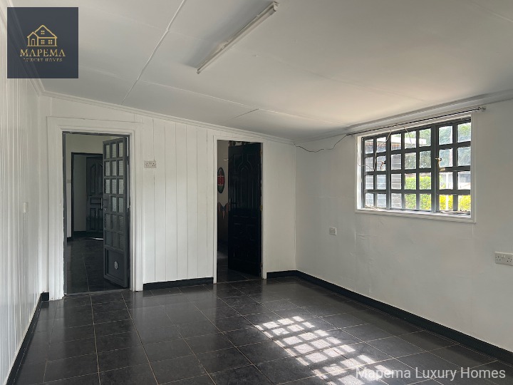 MAPEMA LUXURY HOMES β 4 BEDROOM WOODEN HOUSE FOR RENT IN KAREN, MAGADI ROAD, NAIROBI, KENYA